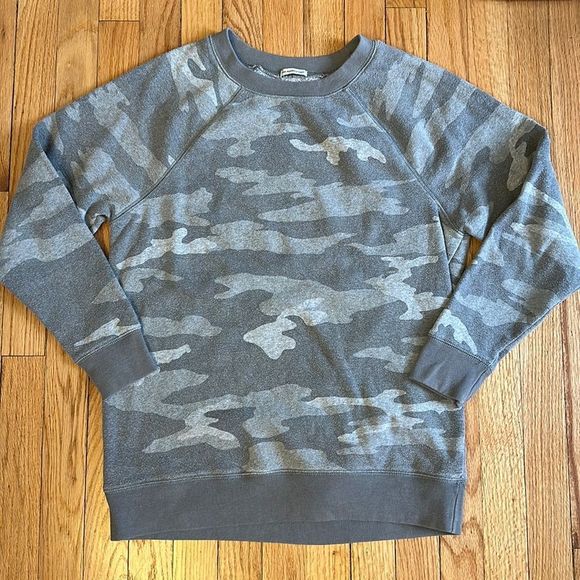AMERICAN EAGLE Camo Crewneck - Picture 1 of 4